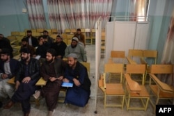 A gender-segregated classroom at a university in the southern city of Kandahar. (file photo)