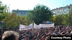 Demonstrators in Derbent protest on October 12 against the rigging of the vote.