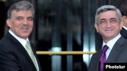 Turkish President Abdullah Gul (left) greets his Armenian counterpart Serzh Sarkisian in Bursa in October 2009.