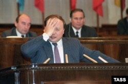 Russian economist and politician Yegor Gaidar speaks at the 7th Congress of Peoples' Deputies of Russia in 1992.