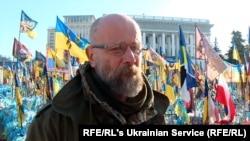 Slawomir, a Polish volunteer remembers fallen comrades in Kyiv.